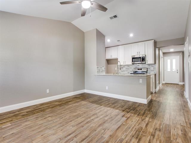 Building Photo - 1419 Willow Run Dr