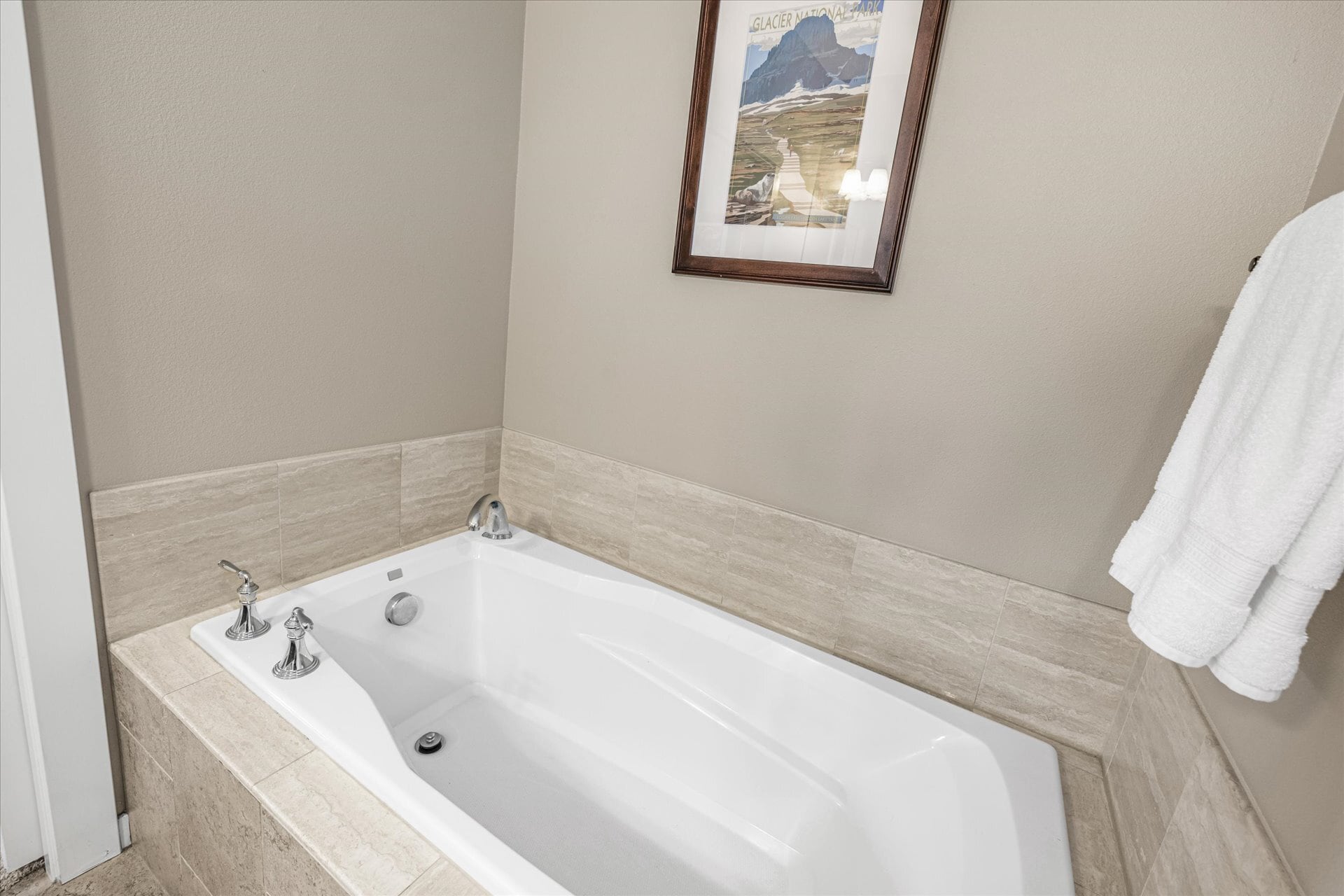 Building Photo - 3640 SW Baird St