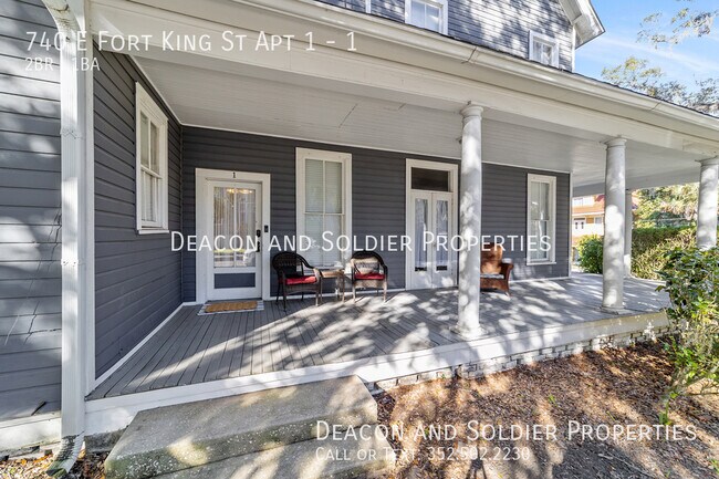 Building Photo - 740 E Fort King St