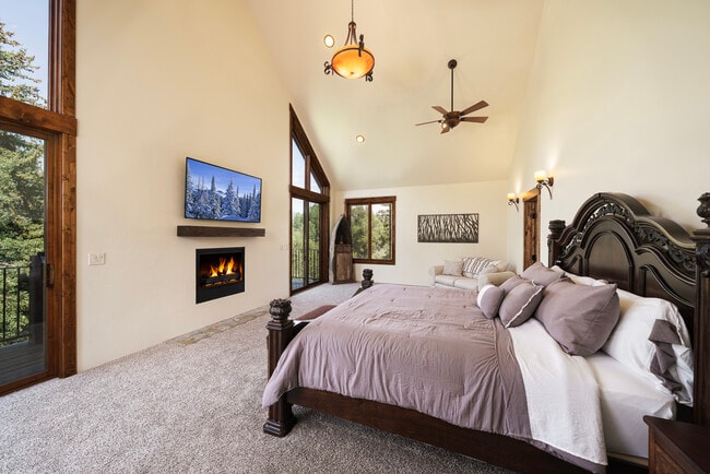 Building Photo - 35021 US-6