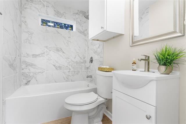 Building Photo - 714 Pleasant Valley Rd