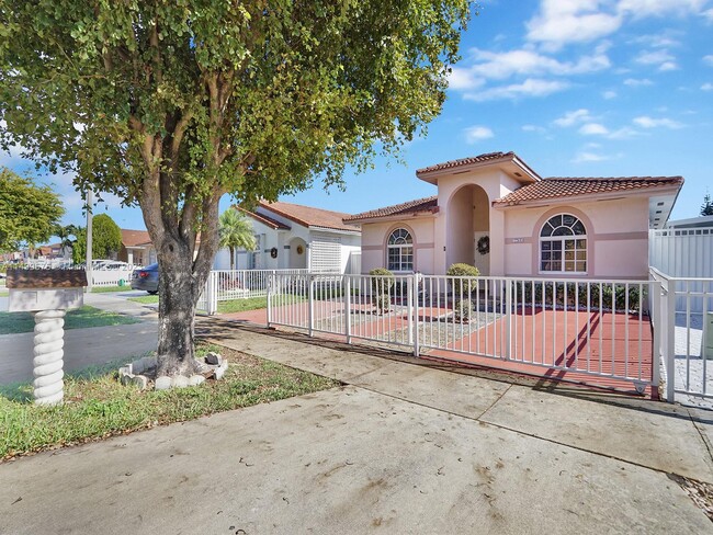 Primary Photo - 7789 W 34th Ln