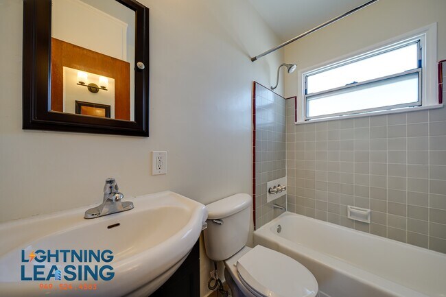 Building Photo - 6225 Craner Ave