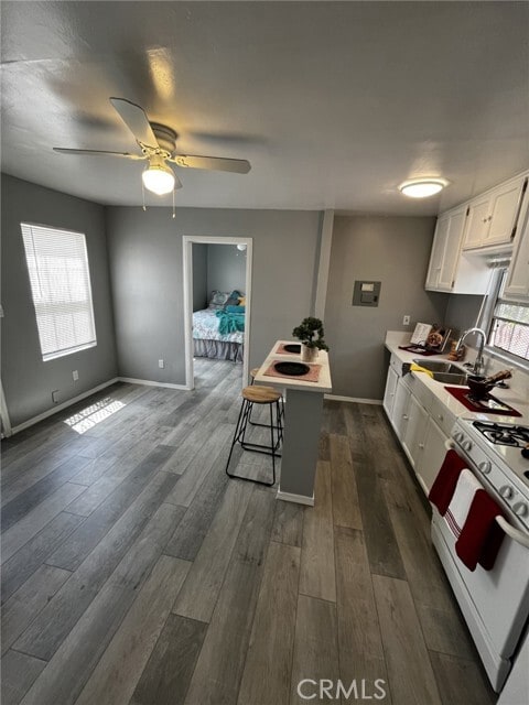 Building Photo - 4518 Normandie Ave