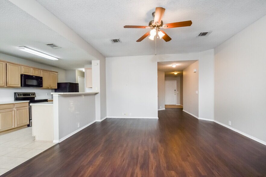 Building Photo - 3309 Teasbend Ct