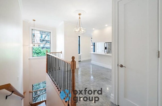 Building Photo - East 76th Street