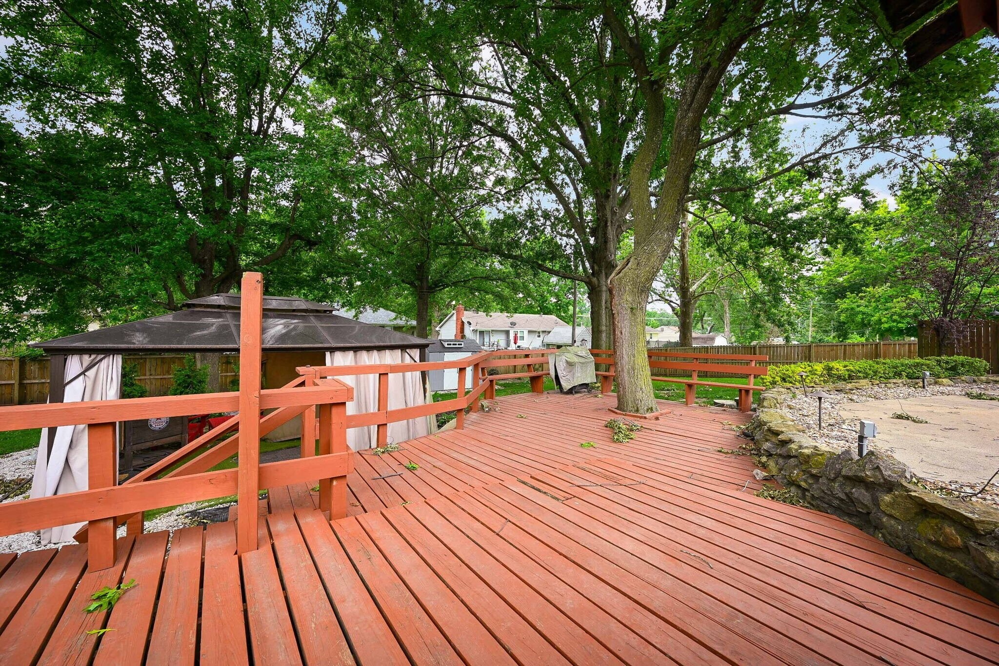Building Photo - 205 SW Craigmont Dr