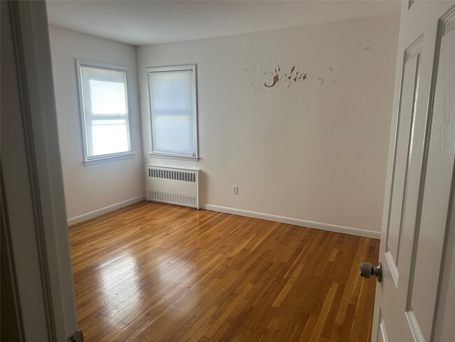 Building Photo - 560 Rockaway Ave