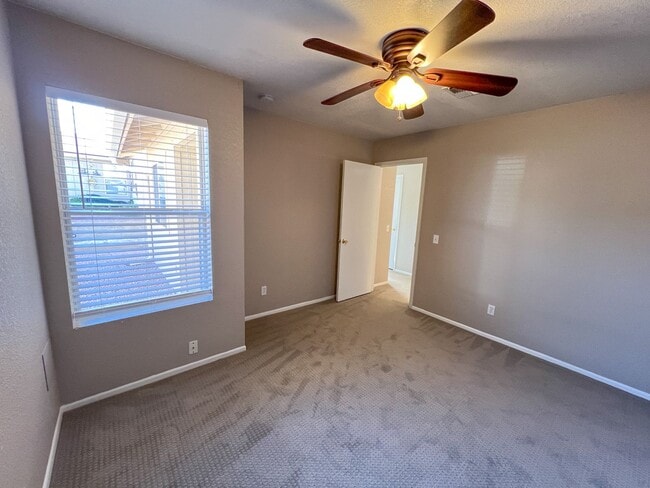 Building Photo - DUPLEX APARTMENT - RIMROCK/LAKE MONTEZUMA