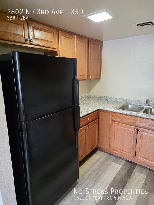 Building Photo - 2802 N 43rd Ave