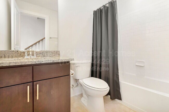 Building Photo - 402 Stabler Ln