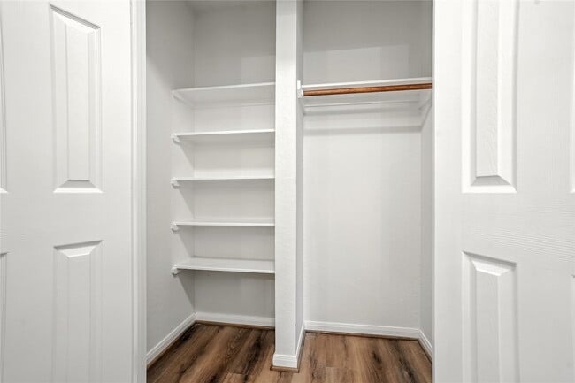 Building Photo - 14602 Windwood Park Ln