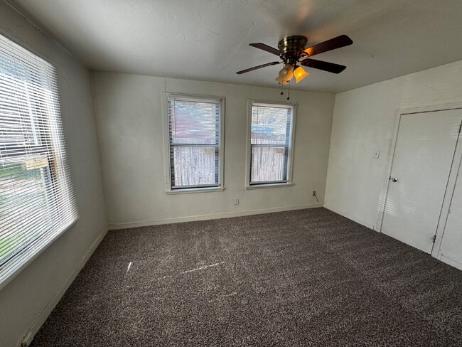 Building Photo - Beautiful House Located In The Heart Of Lu...