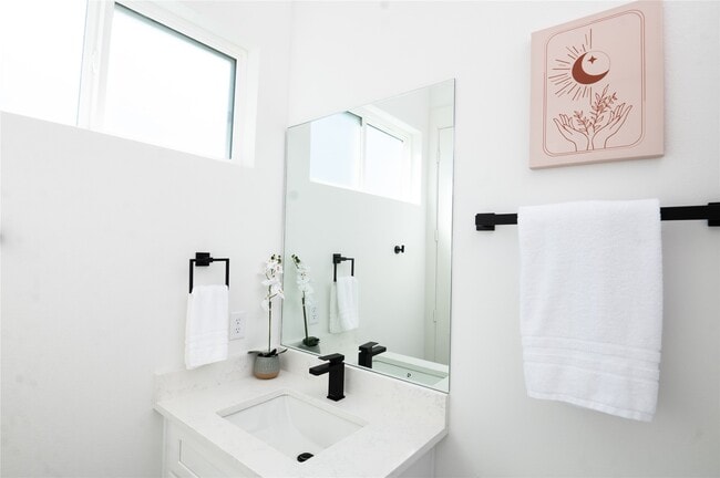 Building Photo - 3486 Luca St