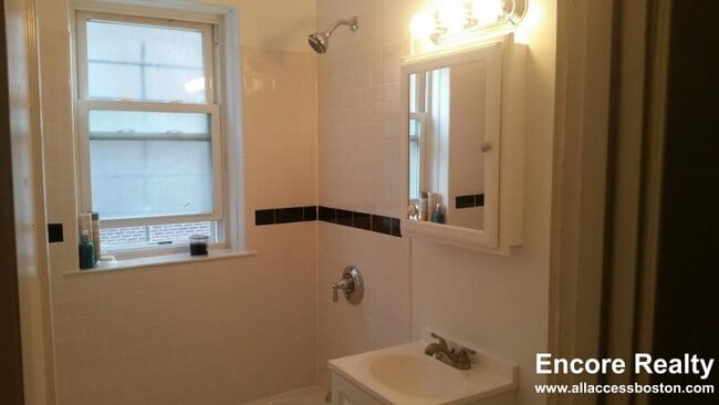 Building Photo - 1615 Commonwealth Ave