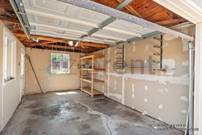 Building Photo - 1697 140th Ave