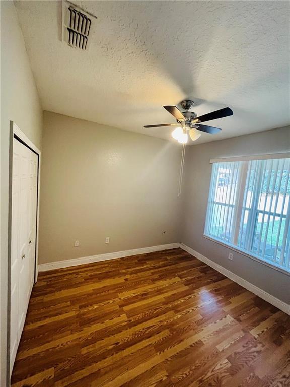 Building Photo - 2921 Bonita Cir