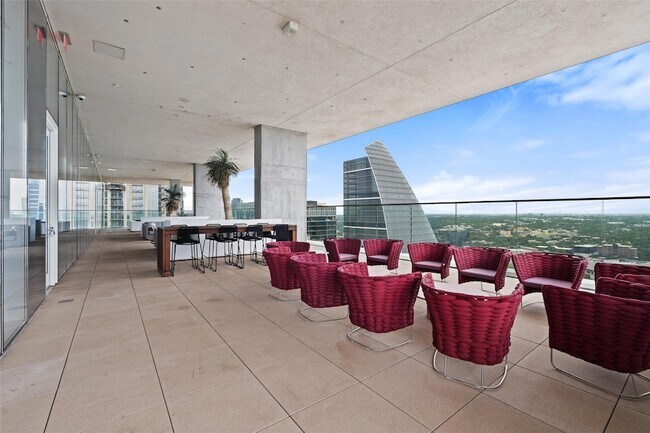 Building Photo - 301 West Ave