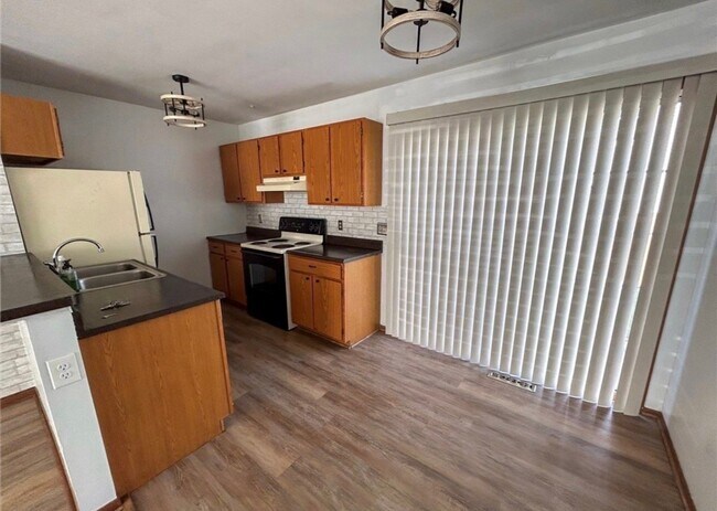 Building Photo - 3314 Woodland Trail