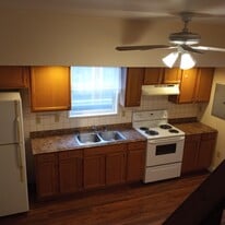 Building Photo - 43 Hawthorne St