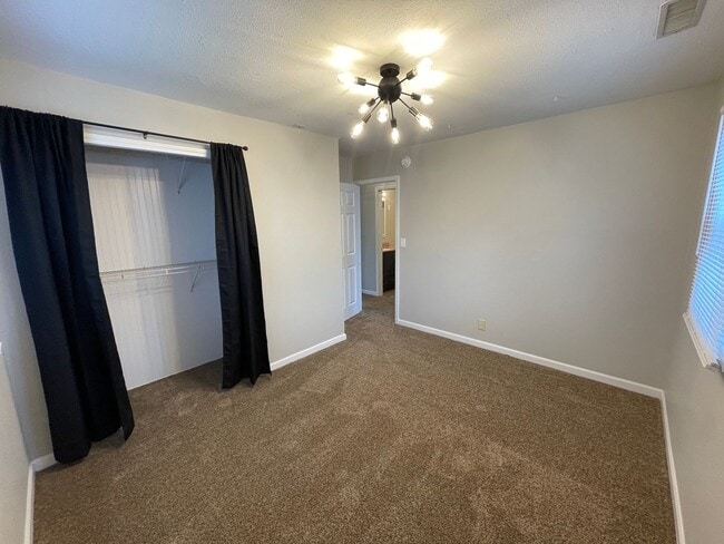 Building Photo - Three Bedroom Single Family Home Available...