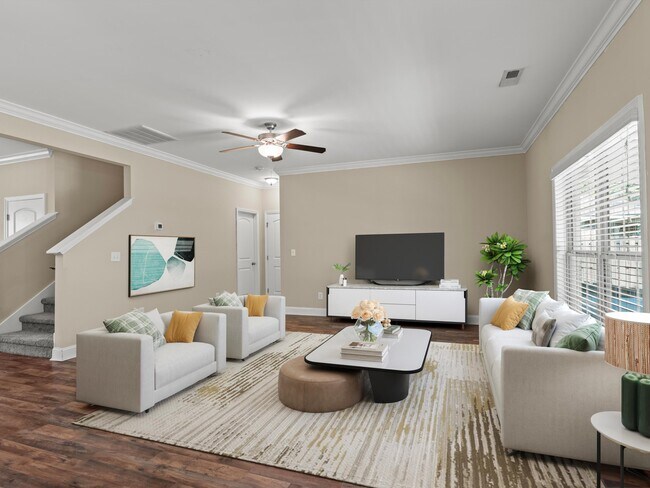 Building Photo - 114 Summer Pointe Ln NW