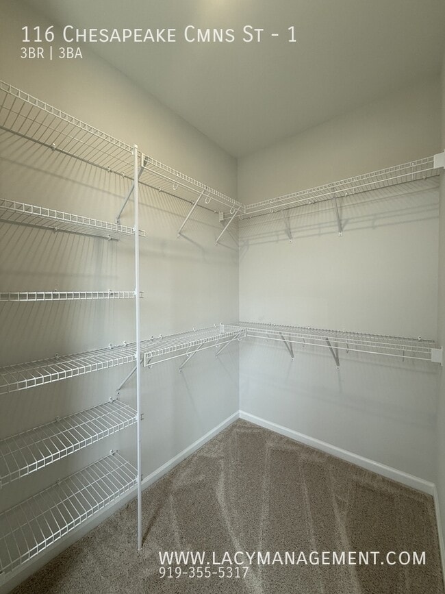 Building Photo - 116 Chesapeake Cmns St