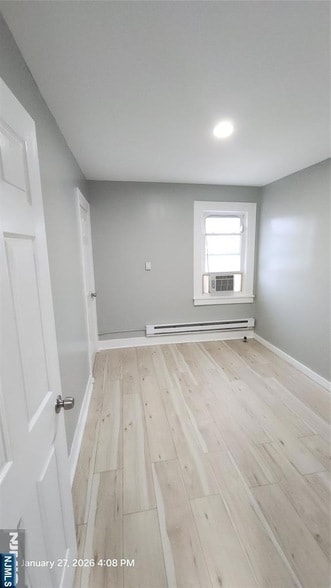 Building Photo - 180 Vassar Ave