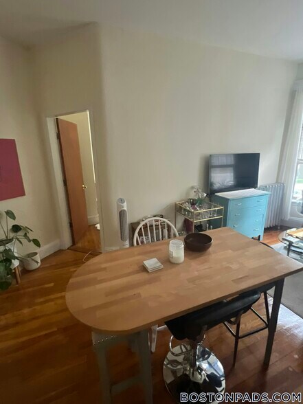 Building Photo - 1315 Commonwealth Ave