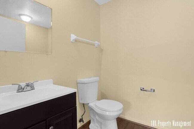 Building Photo - 1954-1956 Briceton Dr