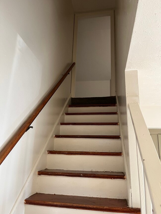 Building Photo - 4063 Larkspur Dr