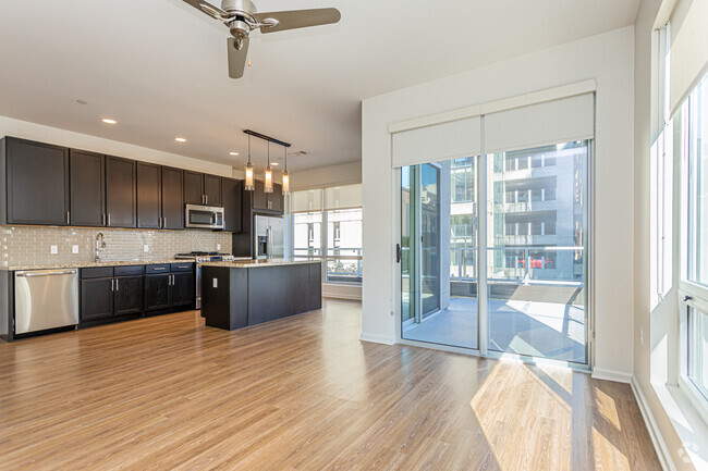 2BR, 2BA - 1,082SF - Onyx Residences