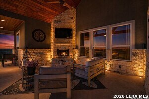 Building Photo - 157 Summer Mdw Dr