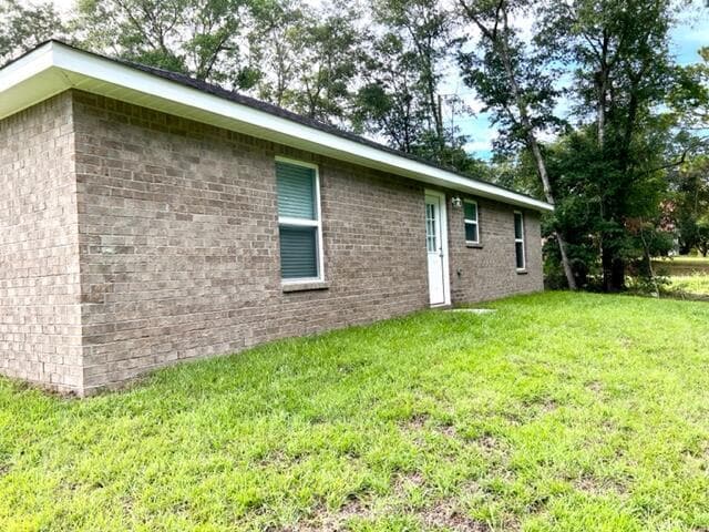 Building Photo - 100 Trailwood Ln