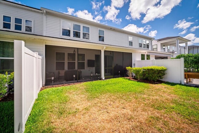 Building Photo - 11358 Newtonian Blvd