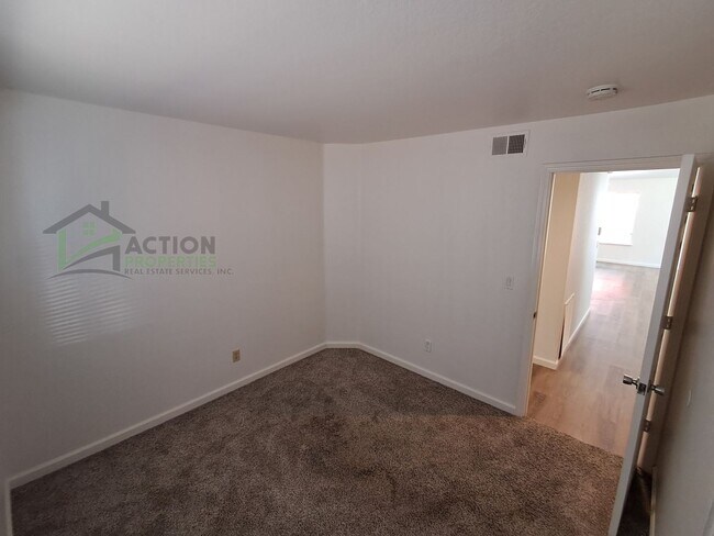 Building Photo - 3835 Hunters Glen Pl