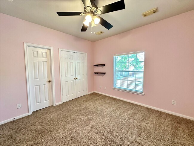 Building Photo - 23707 Banning Point Ct