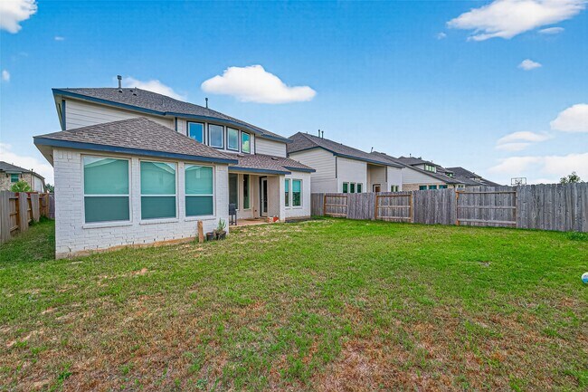 Building Photo - 8735 Flounder Rosa Ln