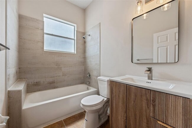 Building Photo - 3336 Herringridge Dr