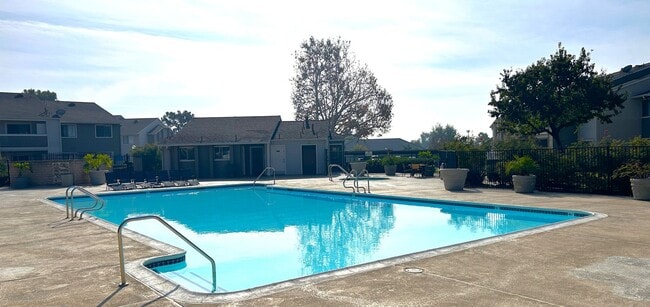 Building Photo - W MISSION BLVD UNIT 16 ONTARIO 91762 (2 BED / 2 BATH)