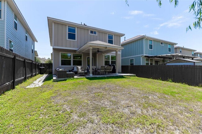 Building Photo - 415 Eagle Brook Ln