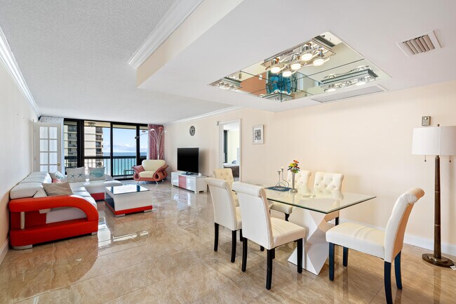 Building Photo - 5380 N Ocean Dr