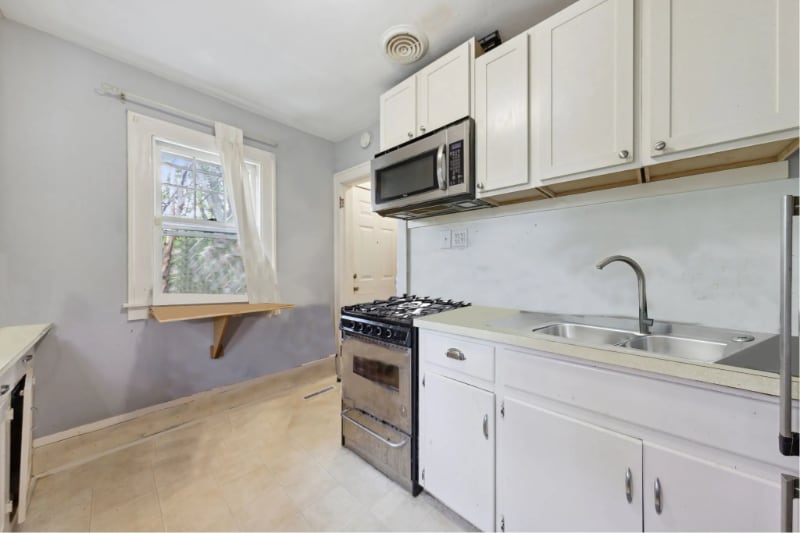 Building Photo - 389 Cleveland Ave S