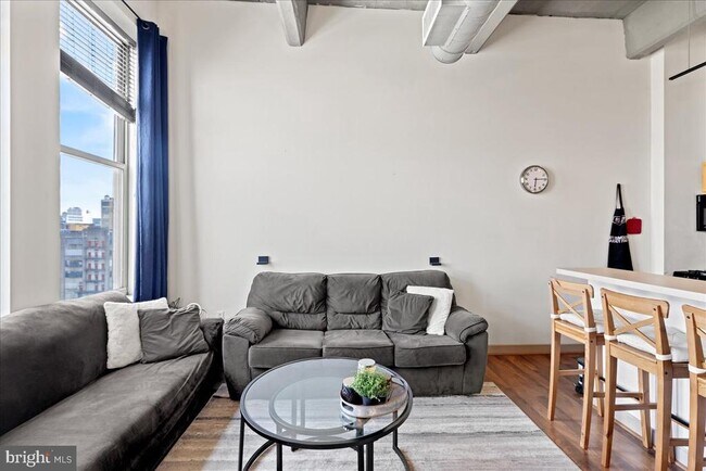 Building Photo - 511 N Broad St