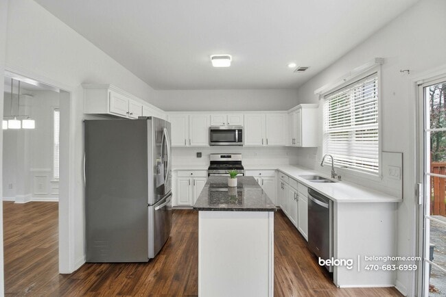 Building Photo - 726 Wamock Dr