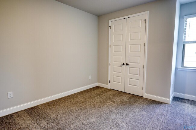 Building Photo - 205 Fallow Cir