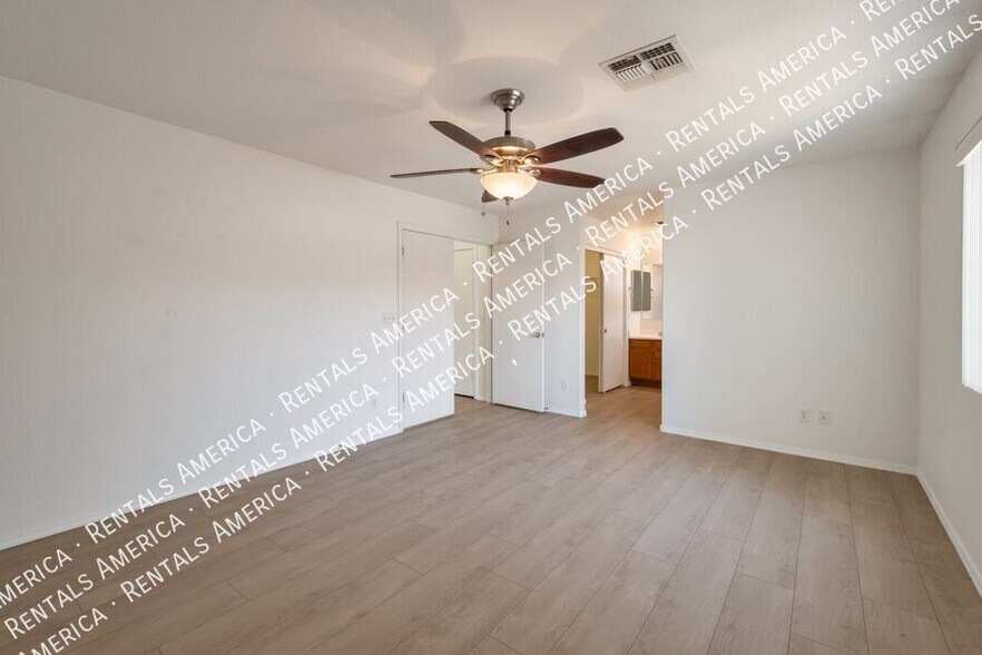 Building Photo - 2720 E Indian Wells Pl