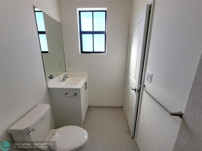 Building Photo - 28637 SW 132nd Ct
