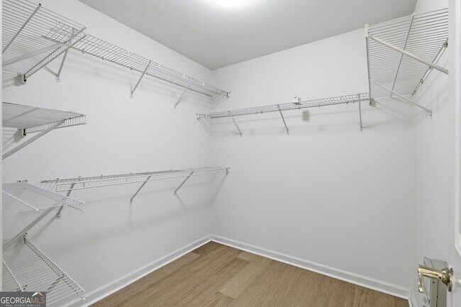 Building Photo - 1702 Clay Brooke Ct SE