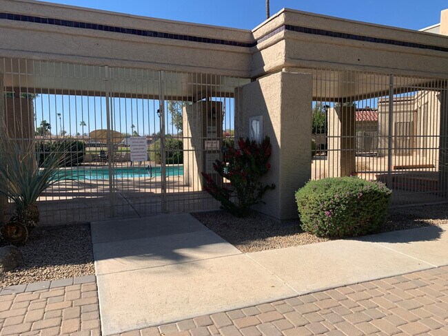 Building Photo - 4212 E Sandia St